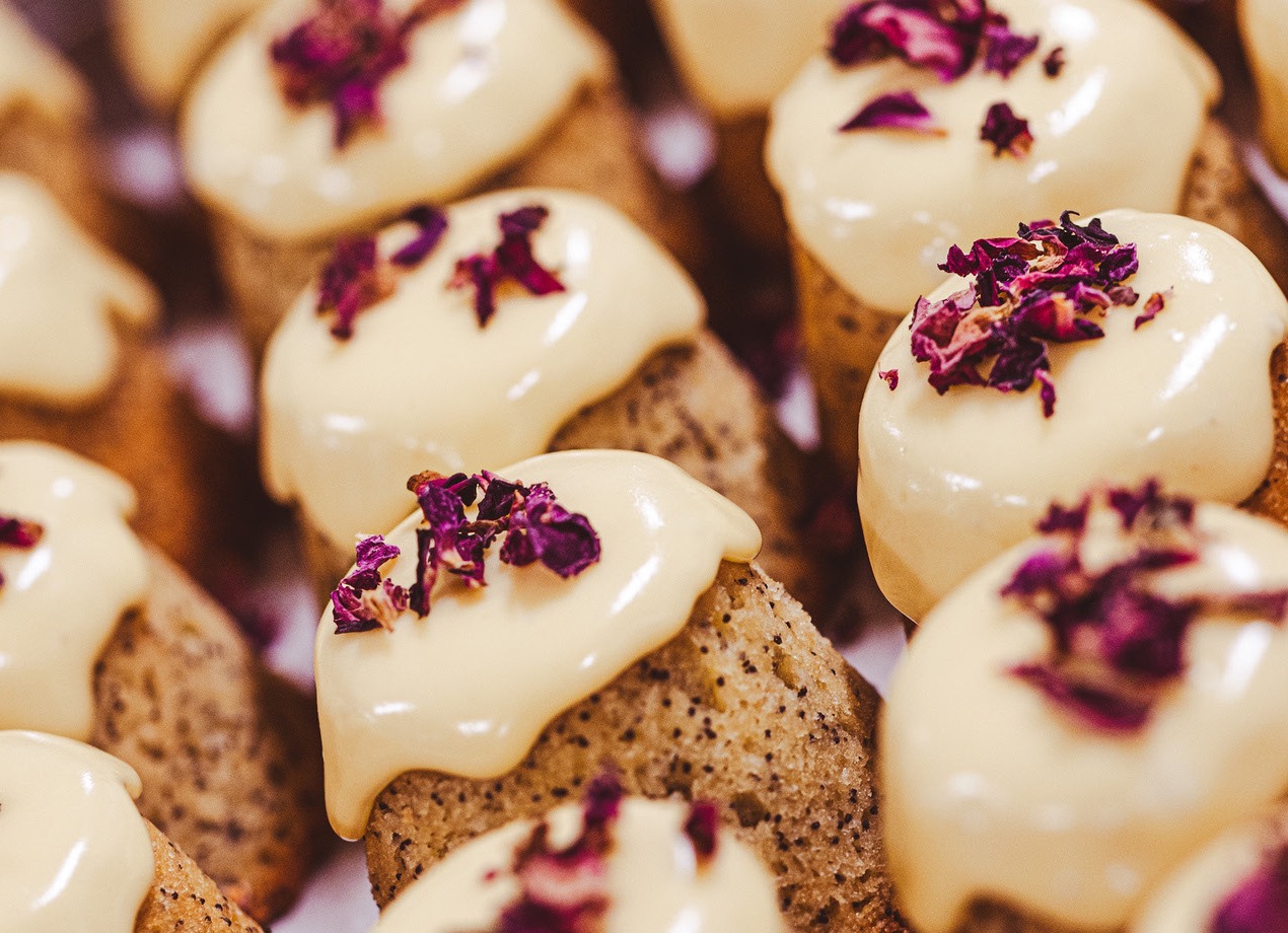 Passion fruit and poppy seed muffins